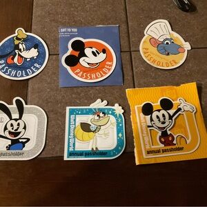 Walt Disney World Annual Passholder Magnet bundle includes 6 magnets